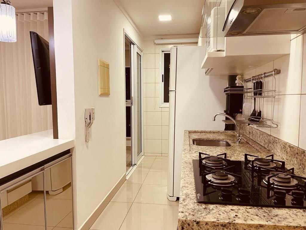 Apartamento 2 Qts.| 4 Hosp. | Ao Lado Do Goiania Shopping Exterior foto